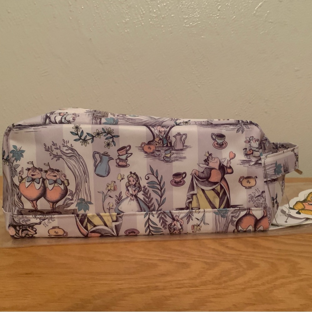 Ju-Ju-Be Alice Mad Mad World Be Dapper